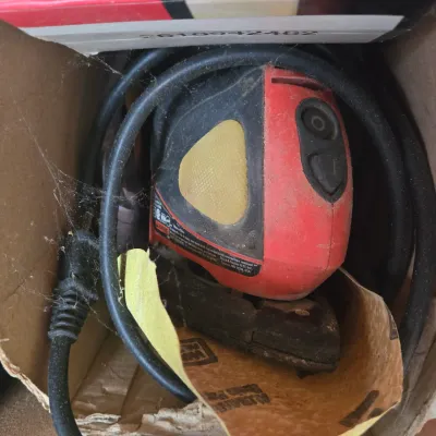 LOT 129: Garage Finds/ Rechargeable, Cordless Tools