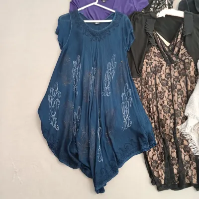 LOT 123: Sakroots Purse with Women's Dresses and Fashion Tops Sizes Large, 12 & 14