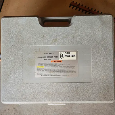 LOT 129: Garage Finds/ Rechargeable, Cordless Tools
