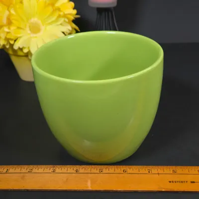 LOT 91: Faux Flower Decor, Vintage Clear and Frosted Leaf-shaped Decorative Bowl, Ceramic Frog Figurines, and More