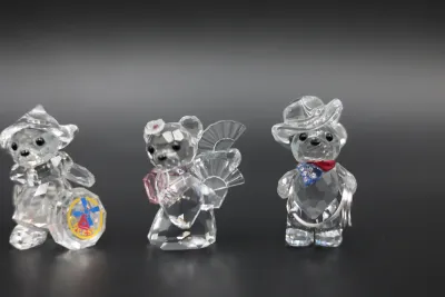 Swarovski Kris Bear Crystal Figurines International Collection – Lot of 4