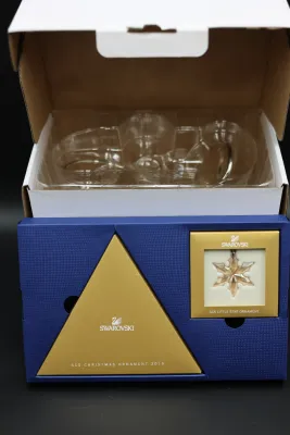 Swarovski Crystal Snowflake Ornament Set with 3 Display Stands & Original Boxes