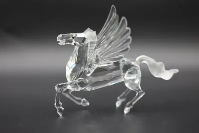 Swarovski 1998 Pegasus Crystal Figurine w/ Box.