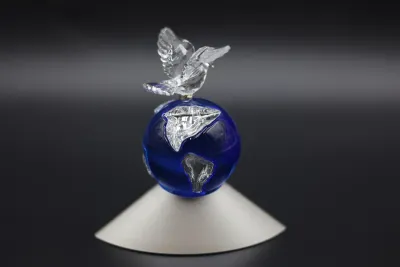 Swarovski Crystal Planet 2000 Peace Dove Globe