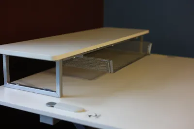 Adjustable Sit-Stand Desktop Workstation / Desk Riser