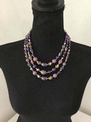 Beautiful vintage, Japan statement necklace