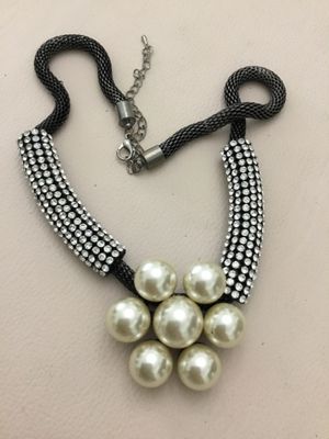 Beautiful gun, metal gray, crystal rhinestone, faux, pearl flower statement, necklace