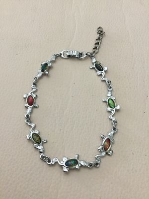 Vintage Silver tone frog shaped charm bracelet