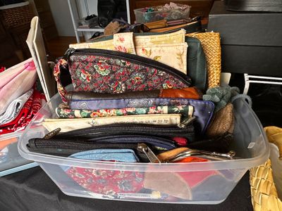 Sale Photo Thumbnail #379