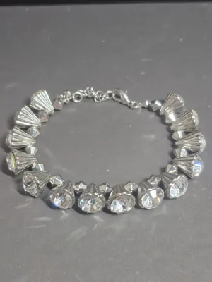 Lia Sophia Kiam Collection Necklace & Pie plate Bracelet w/dangle earrings