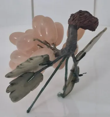 Asian Carved Jade Hard Stone Fruit Grape Bunch