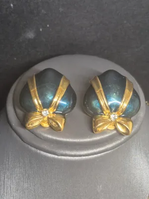 Vintage Trifari double teardrop Necklace & Bowtie Earrings
