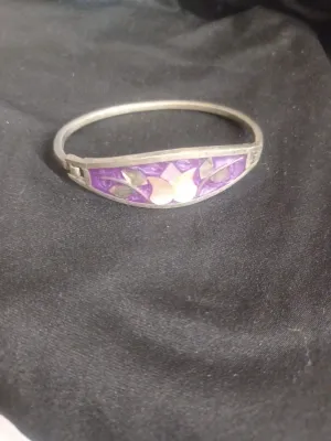 Signed alpaca mexico abalone Flower bracelet