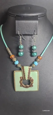 NY & Co Wired Enamel Choker Necklace & Earrings