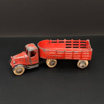 Sale Photo Thumbnail #261