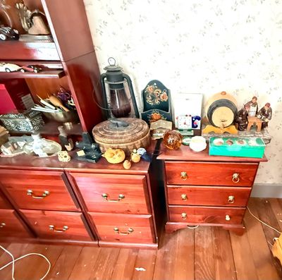 Sale Photo Thumbnail #126