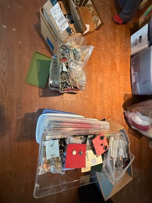 Sale Photo Thumbnail #205