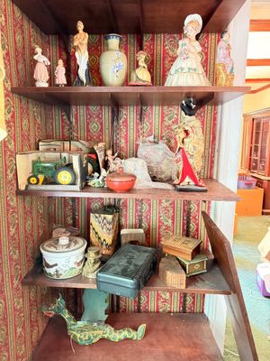 Sale Photo Thumbnail #154