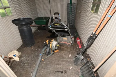 833 shed