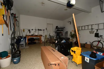 727 garage