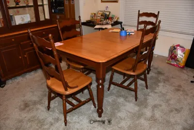 090 dining room