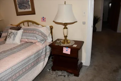 418 bedroom b
