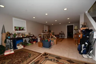 525 basement