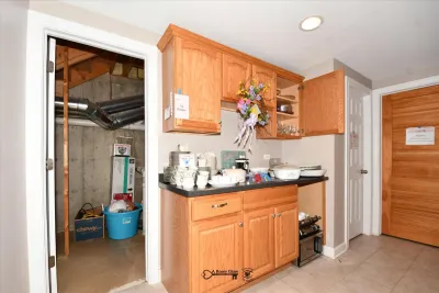 640 second kitchen