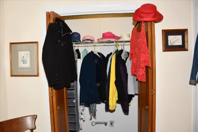 404 bedroom b