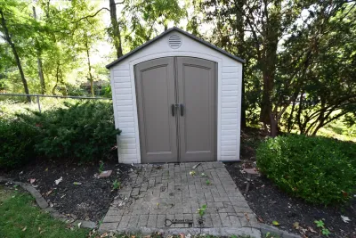 831 shed