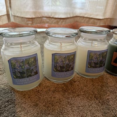 Large Jarred & Tinned Candle Lot Incl Yankee Candle & More (LR2-BM)