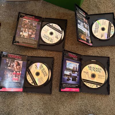 Midsomer Murders, Castle & More Box Sets & DVD’s (LR3-BM)