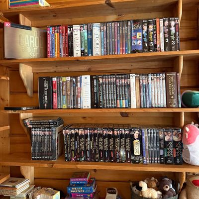 Midsomer Murders, Castle & More Box Sets & DVD’s (LR3-BM)