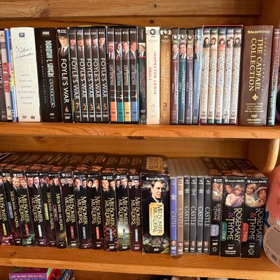 Midsomer Murders, Castle & More Box Sets & DVD’s (LR3-BM)