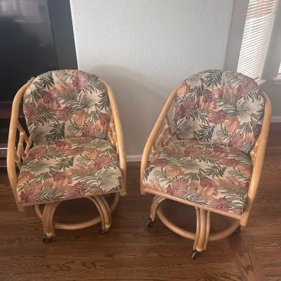 Sale Photo Thumbnail #30: F vintage swivel chairs