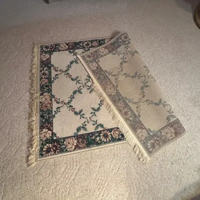 Esteem Garland Ivory Floral Area Rug 46" x 68" – Traditional Fringed Accent Rug (A1)