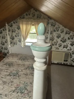 Vintage Double Four Poster Bed White Aqua Trim Tall Posts Cottage Style (A2)
