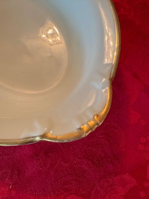 Set of 3 Cream Colored Serving Pieces (DR)