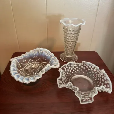 White Opalescent Glass Vase & Ruffled Bowls – 3-Piece Lot