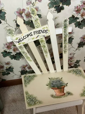 Hand-Painted Wooden “Welcome Friends” Garden Chair – Floral Cottage Décor (A2)