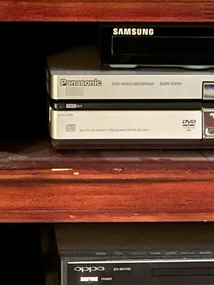 BIG Sanyo TV & Home Theater Electronics Lot – Yamaha, Technics, Sony, Panasonic & OPPO (A Den)