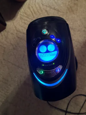 Honeywell QuietClean UV Tower Air Purifier Oscillating 3-Speed Allergen Catching Fan