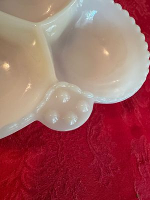 Lot of 2 Vintage Milk Glass Treasures- (DR)