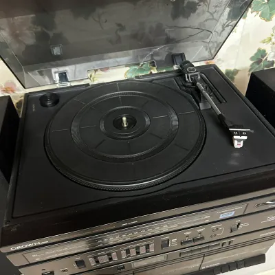 Crown Japan CD-2000 Stereo System with Turntable, CD, Dual Cassette & Speakers (A2)