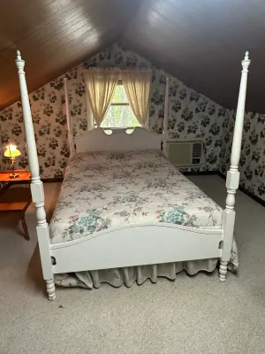 Vintage Double Four Poster Bed White Aqua Trim Tall Posts Cottage Style (A2)