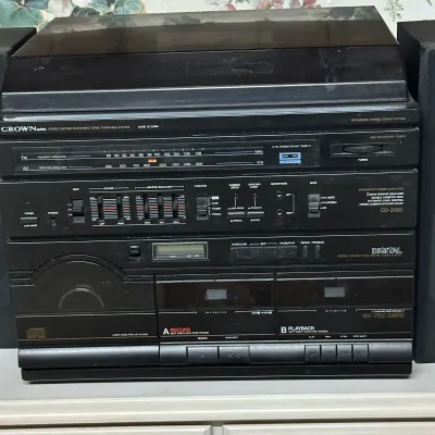 Crown Japan CD-2000 Stereo System with Turntable, CD, Dual Cassette & Speakers (A2)