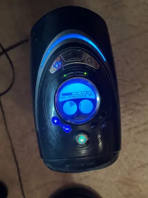 Honeywell QuietClean UV Tower Air Purifier Oscillating 3-Speed Allergen Catching Fan