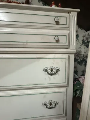 Vintage 4-Drawer Tall Chest of Drawers – White w/ Aqua Trim & Ornate Hardware (A2)