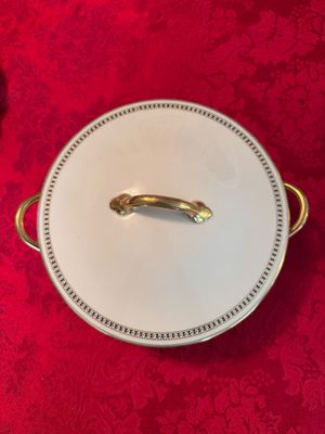 Set of 3 Cream Colored Serving Pieces (DR)
