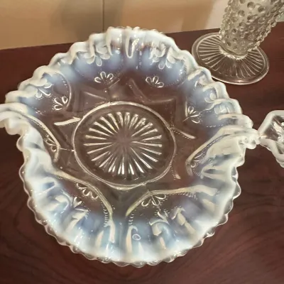 White Opalescent Glass Vase & Ruffled Bowls – 3-Piece Lot
